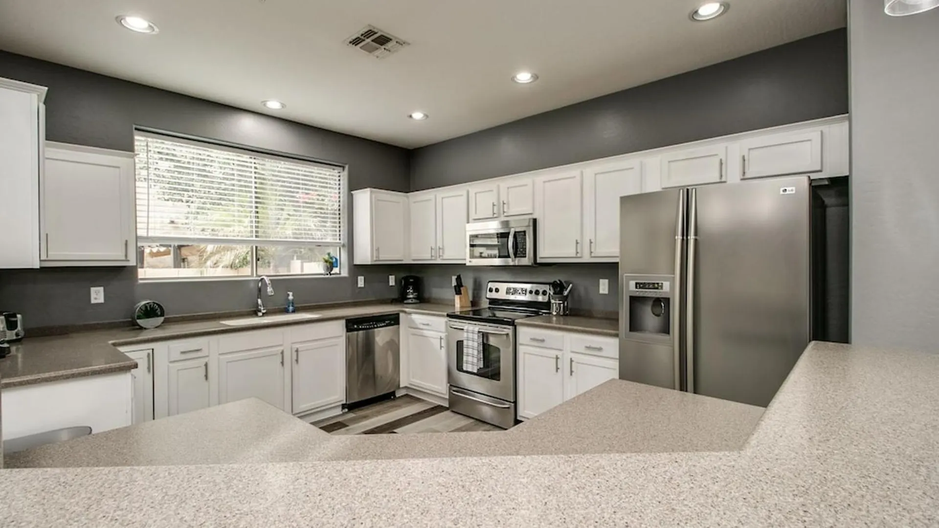 フェニックス 3 Bdrm Townhouse Wgarage In Gated Complexヴィラ 米国